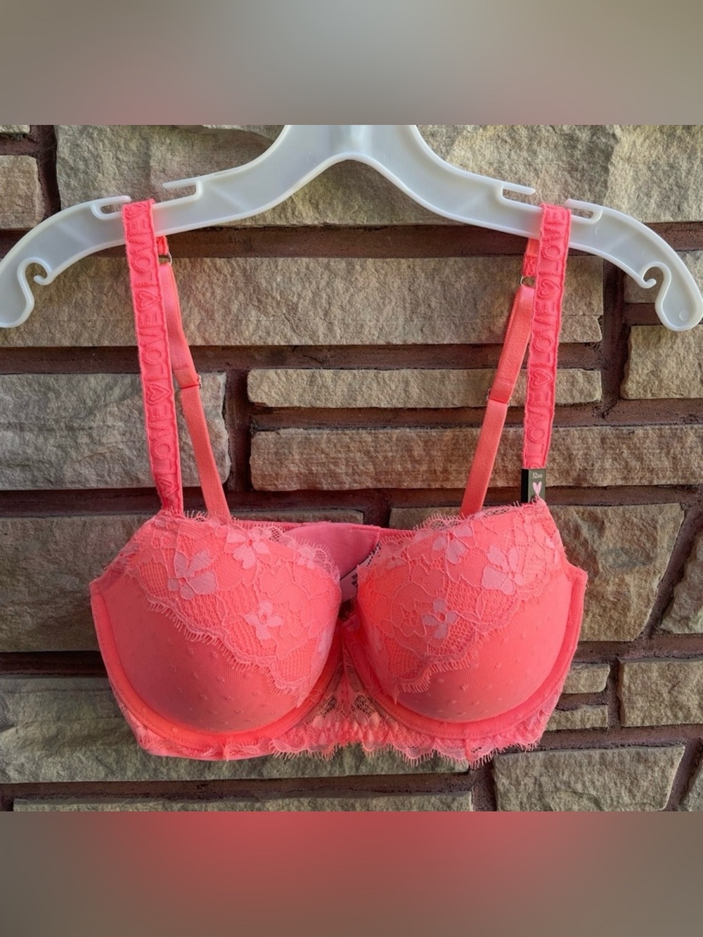 2/$40 - Victoria’s Secret Bra